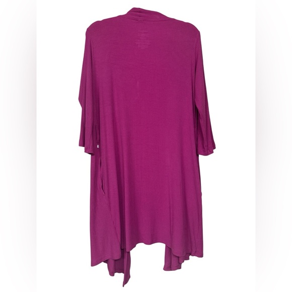 Posh Peanut Women’s Robe, Size S 95%Viscose From Bamboo, 5% Spandex,Missing Belt - Picture 2 of 3